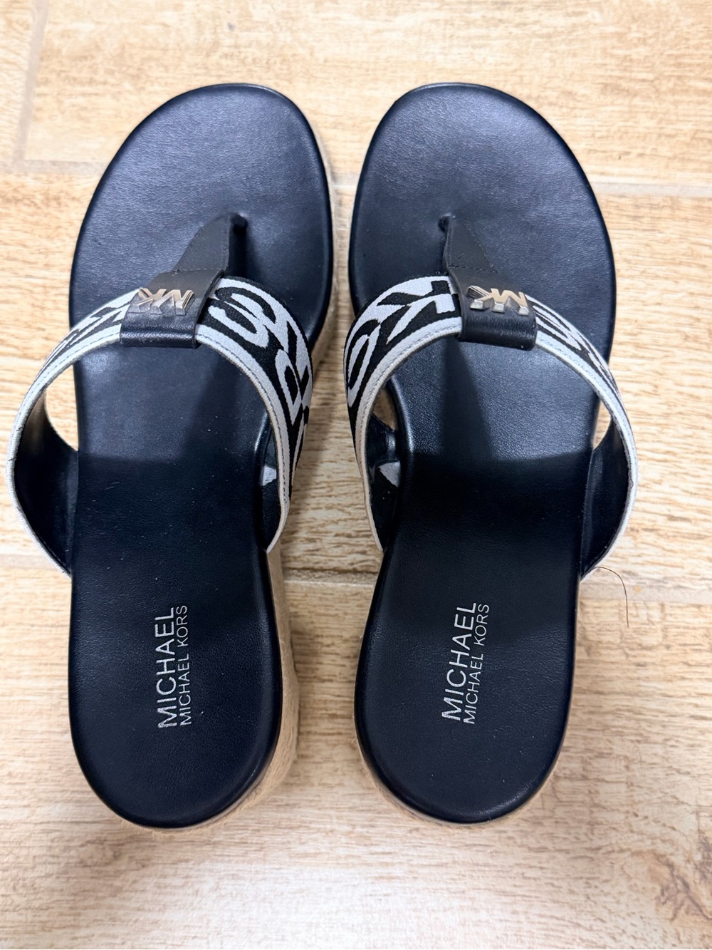 Michael Kors Black and White Logo Thong Sandals - Picture 3 of 6